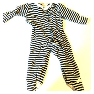 Black and White Kate Spade sleeper